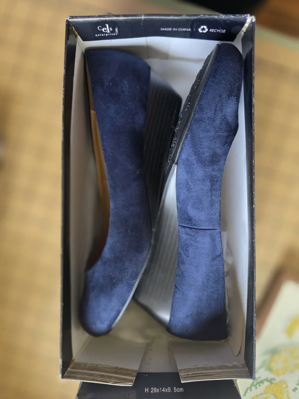 CL by Laundry Navy Suede Wedge Heels New In Box. Size 9.5 Office Chic Comfycore